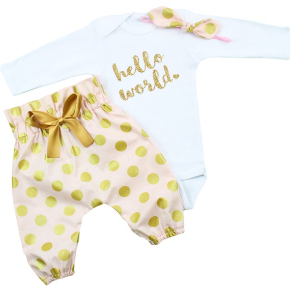 cute newborn take home outfits