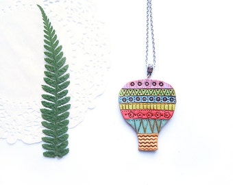 Gift for traveller gift for explorer Hot air balloon necklace for her gift for adventurer gift for girl Travel gift for women necklace gift