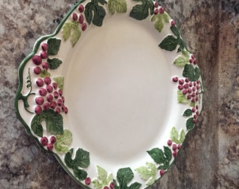 GRAPE LEAVES,Oval Serfving Platter, made in Portugal