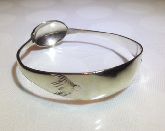 Vintage Silver Plate Sugar Tong Bracelet / Bangle