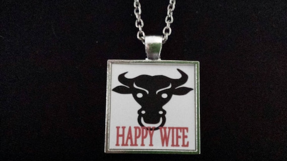 BLACK BULL Happy Wife Necklace Pendant Jewelry Charm Hotwife