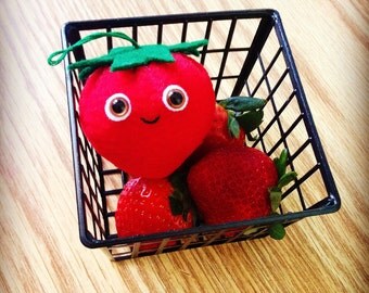 Analogie Strawberry Set - Berry (Lil People Collection) main image 0