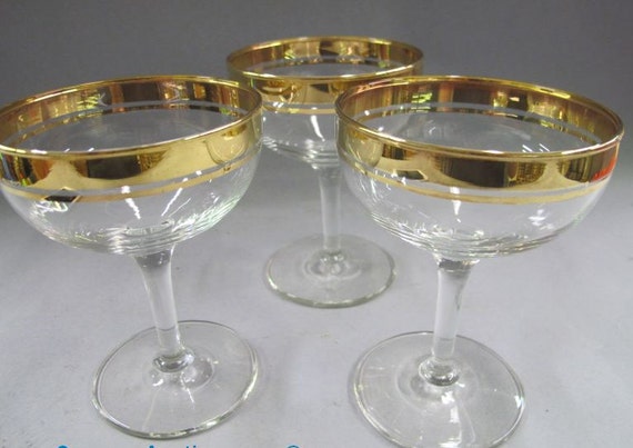Vintage Gold Rimmed Champagne Glasses 6