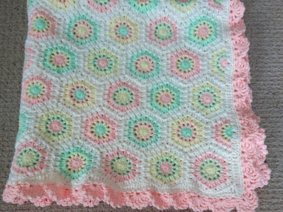 Crochet Hexagon Baby Blanket Cream White Pastels 32 x