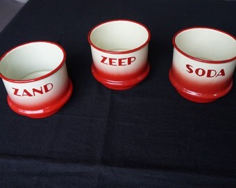 Zand Zeep Soda: airbrush, Spritzdekor set enamelled containers for sand, soap and soda, Dutch Amsterdamse School or Art Deco style
