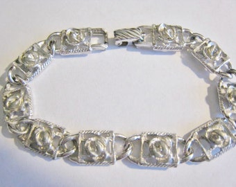 Sarah Coventry Silver Tone Bracelet