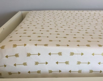 Gold arrows changing pad cover | Contoured changing pad cover | White and gold arrows