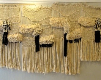 Large macrame wall hanging, large woven wall hanging, handwoven tapestry, tissage mural, handmade wall tapestry, rustic home decoration,