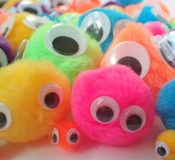 Warm Fuzzies / Warm Fuzzy Pom Pom Critters Set by ElementaryCraft