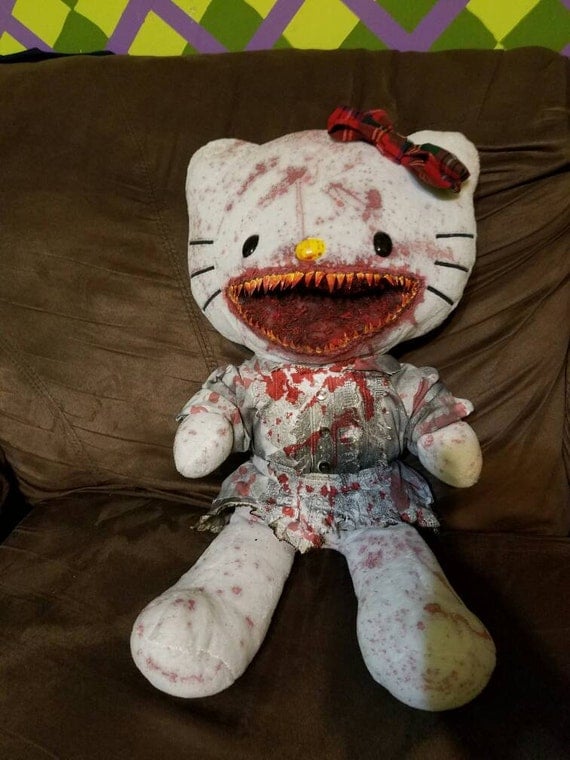 Scary  Hello  Kitty 