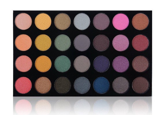 Pro Eyeshadow Palette Londyn by LaDeesseCo on Etsy