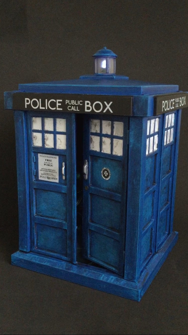 pop doctor who tardis