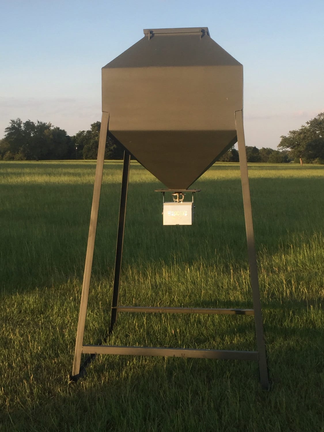 Automatic Deer Feeder