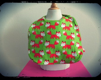 bib "Fox in green!"