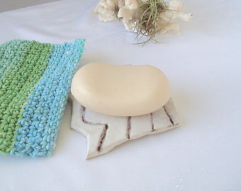 White zigzag soap dish, ceramic soap dish, white soap dish