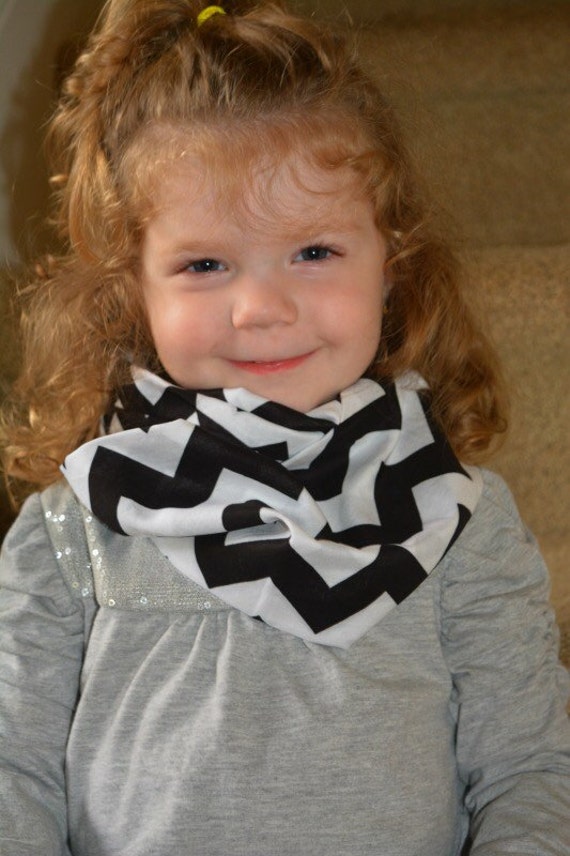 Items similar to Infinity Scarf (scarf only) / Fall Scarf / Black