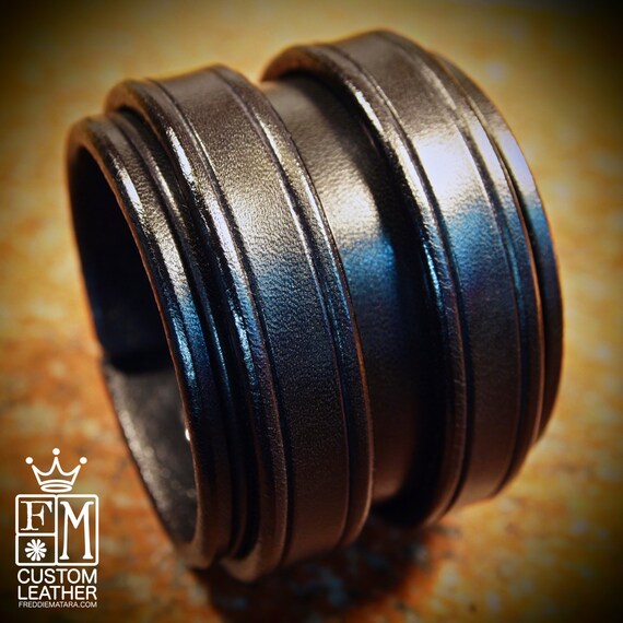 Leather cuff Bracelet Black Luxurious Bridle leather Double strap wristband Made in NYC Using Refined techniques by Freddie Matara