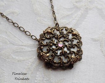 Nauvoo, Antique Mother of Pearl Button Necklace, Style 2