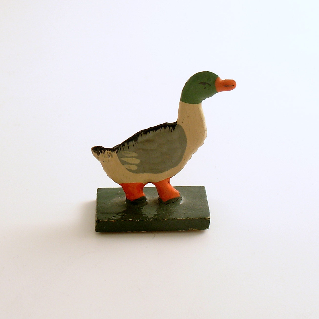 collectible duck figurines