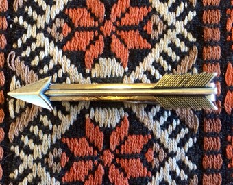 Handmade vintage style silver arrow tie clip tie bar // handmade in the USA // unique mens statement piece Father's Day // hip gift for him