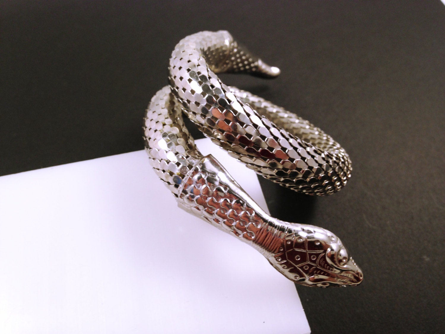 COILED SNAKE BRACELET One Coil Serpent Bracelet Silver