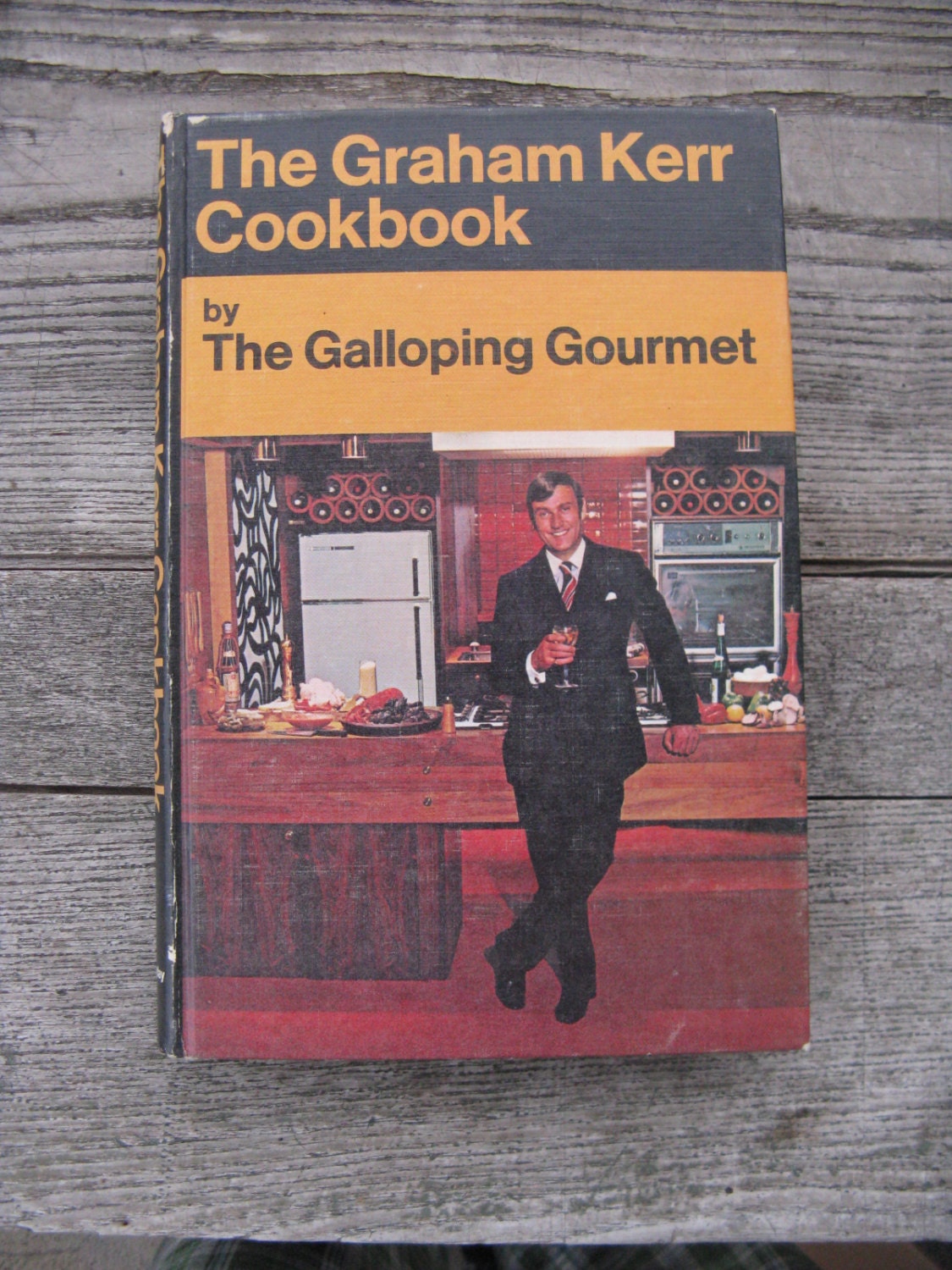 the graham kerr cookbook by the galloping gourmet 1969