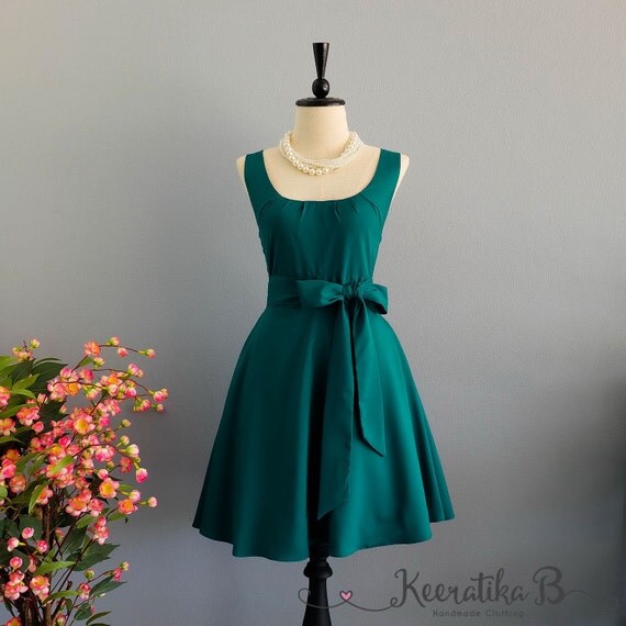 pine green outfit