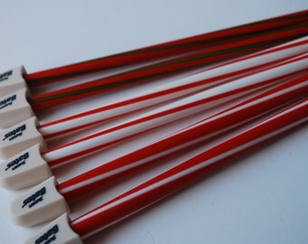 3 Pairs Knitting Needles Susan Bates Plastic Candy Cane