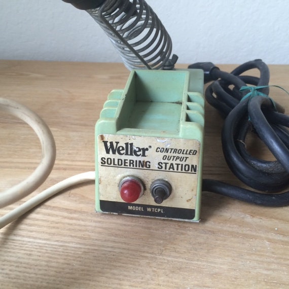 Vintage WELLER Soldering Gun Station Isolated Model WTCPL