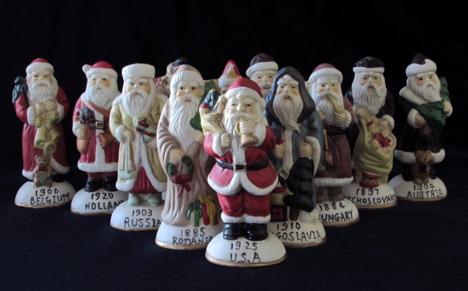 santa around the world figurines