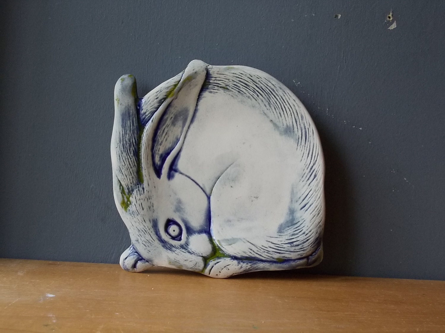 RABBIT Plate / Decorative Hare Dish / Ceramic Plate / BUNNY