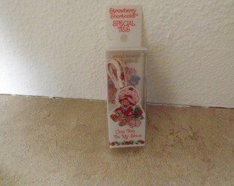 Strawberry Shortcake Shoelaces