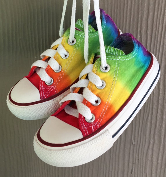 Tie Dyed Converse Toddler Shoes Size 6 Hippie Rainbow