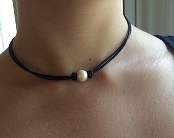 Pearl choker, leather pearl choker, leather pearl choker, pearls, leather and pearls, choker, single pearl choker, back to school