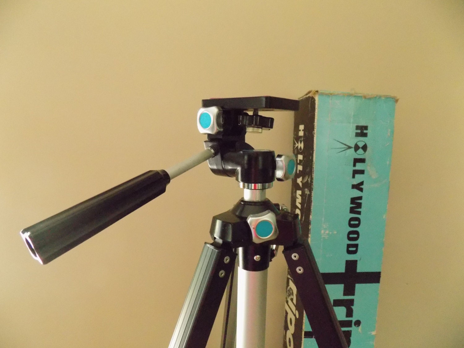 Vintage AcmeLite Ensign Master Deluxe Channel Tripod Acme Lite
