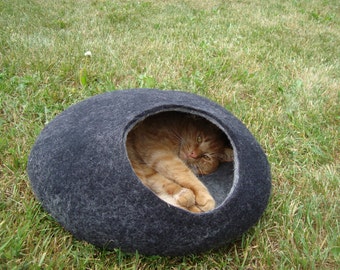 Cat bed/cat cave/cat house/ stylish felted cat cave/ any colors (With GIFT cat toy)