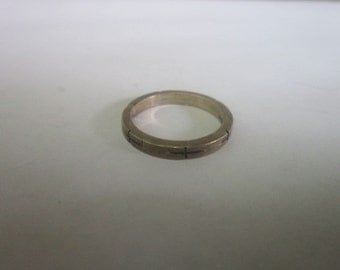 Old Native American Engraved Sterling Silver Ring