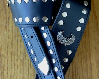 Volume 11 Guitar Strap