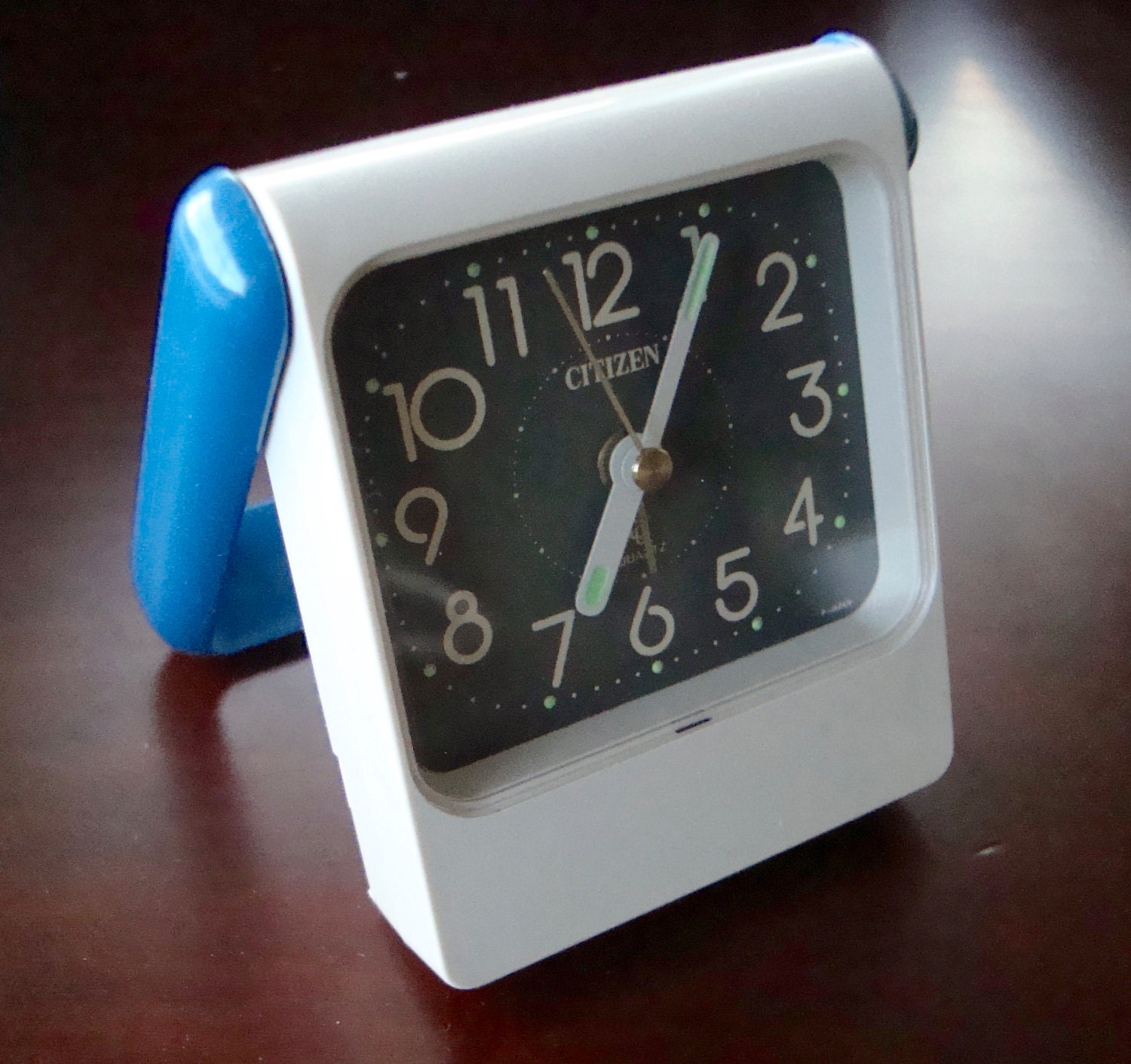 Citizen Travel Alarm Clock Mod Style
