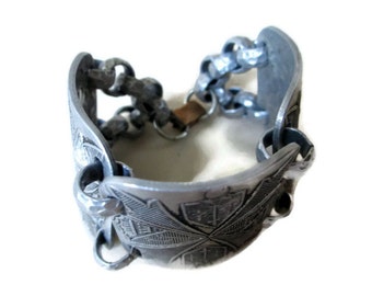 Bracelet; Aluminum Bracelet, Hammered Bracelet, Hand Hammered Bracelet, Hand Wrought Aluminum Bracelet, Vintage Bracelet
