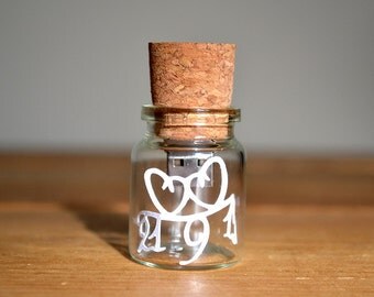 16GB - 32GB USB Personalised Cork Bottle Flash Drive Memory Stick