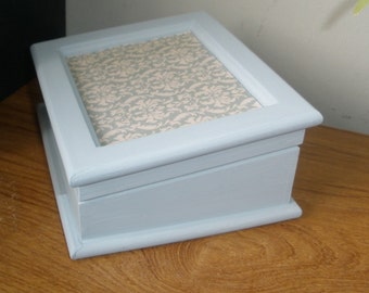 shabby chic jewellery box, unusual desk shape, dressing table organiser