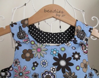 SALE SALE SALE! Reversible Dress, girls pinafore, blue daisy fabric, shift dress, 2 in 1, chintzy, funky, floral,, poplin, black polka dot