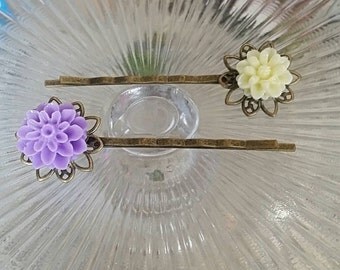 2pc Purple & White Floral Bobby Pins