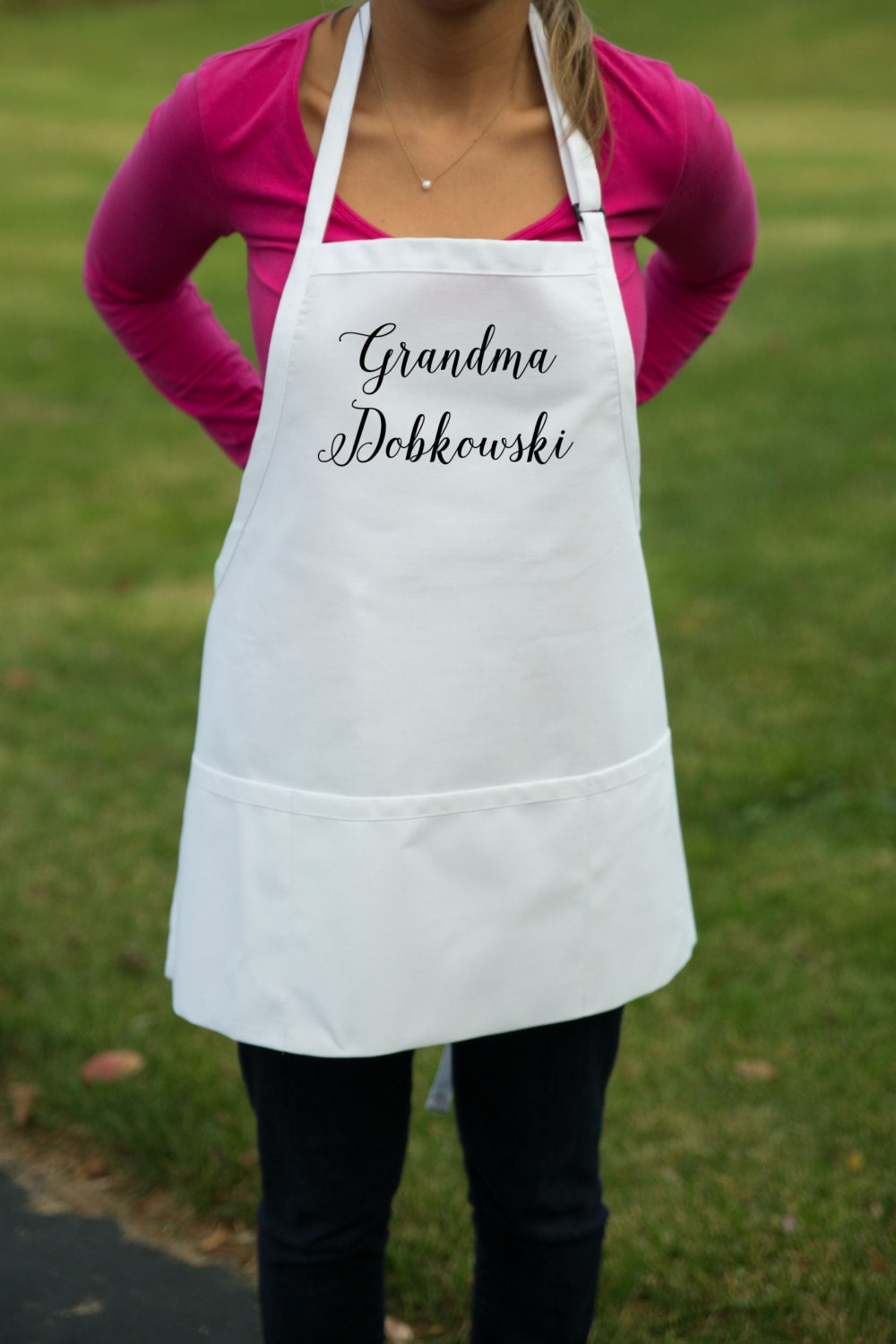 Grandma apron. Personalized apron with pockets. Mothers day