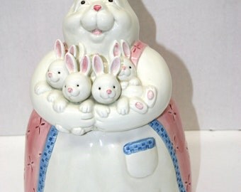 Mother Rabbit and Babies//Made By Fitz & Floyd//Vintage Cookie Jar