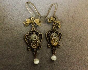 Small bow and gears steampunk "tweedle" earrings