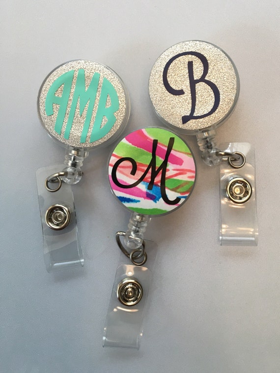 personalized-retractable-badge-reels-nurse-accessories-nursing