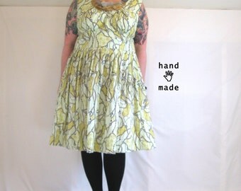 Pretty Seaweed & Lace Dress -- plus size, size 22, 2X, xxxl -- retro, fit and flare, high waist, cotton fabric -- 53B-43W-80H
