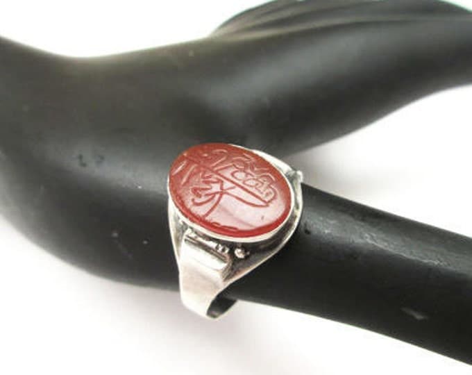 Carved carnelian ring silver Etched Calligraphy middle east size 10